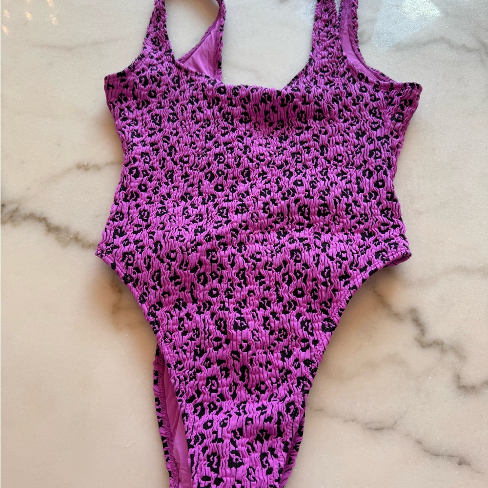 Good American Lollipop Leopard One Piece - Picture 6 of 6